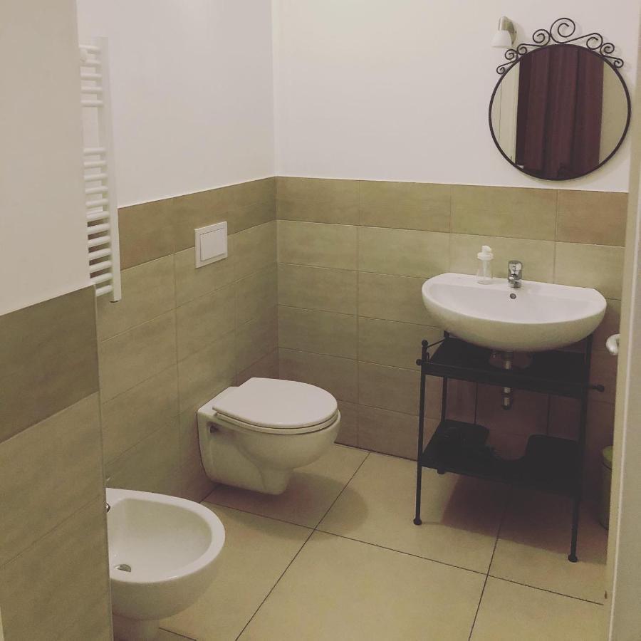 Via Fiume Cento 17 Hotel La Spezia Kültér fotó