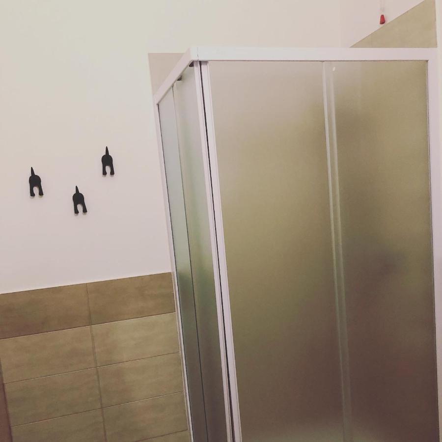 Via Fiume Cento 17 Hotel La Spezia Kültér fotó